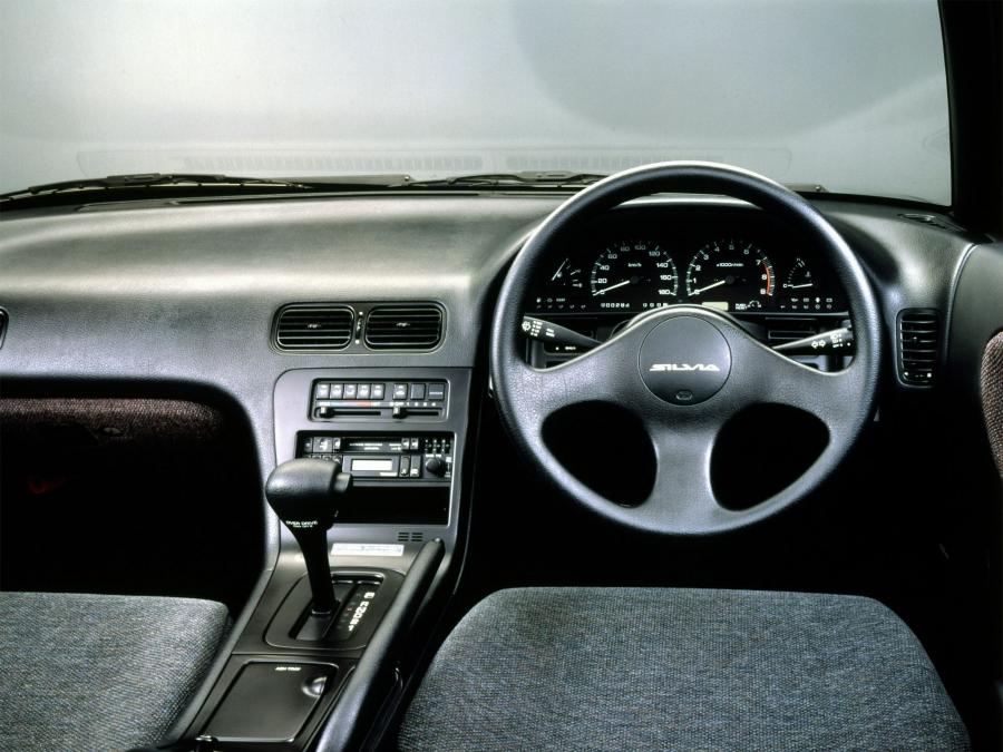  Nissan Silvia K 1988 года  (фото 3 из 7)